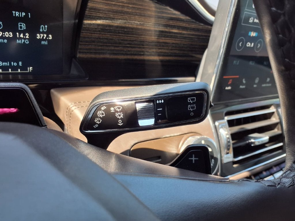2023 Lincoln Navigator L Black Label