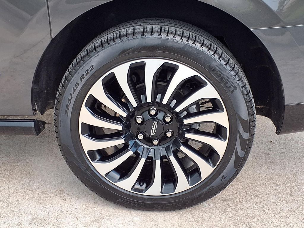 2024 Lincoln Navigator L Black Label