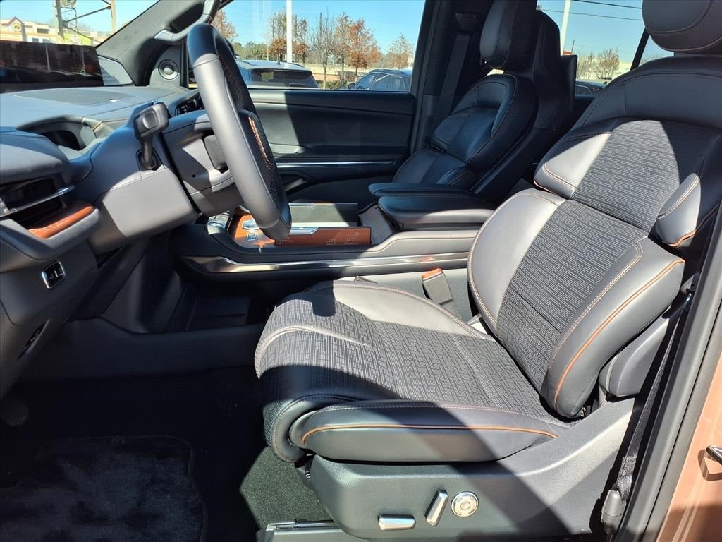 2026 Lincoln Navigator L Black Label