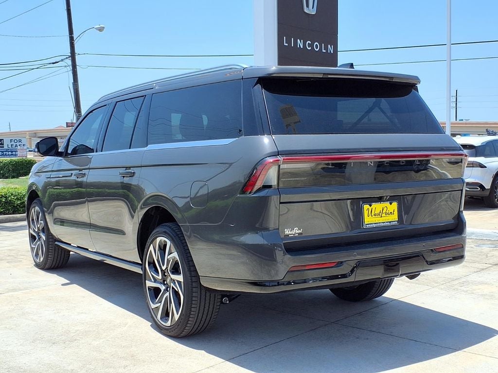 2027 Lincoln Navigator L Black Label