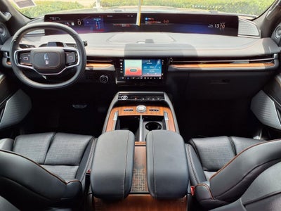 2026 Lincoln Navigator L Black Label