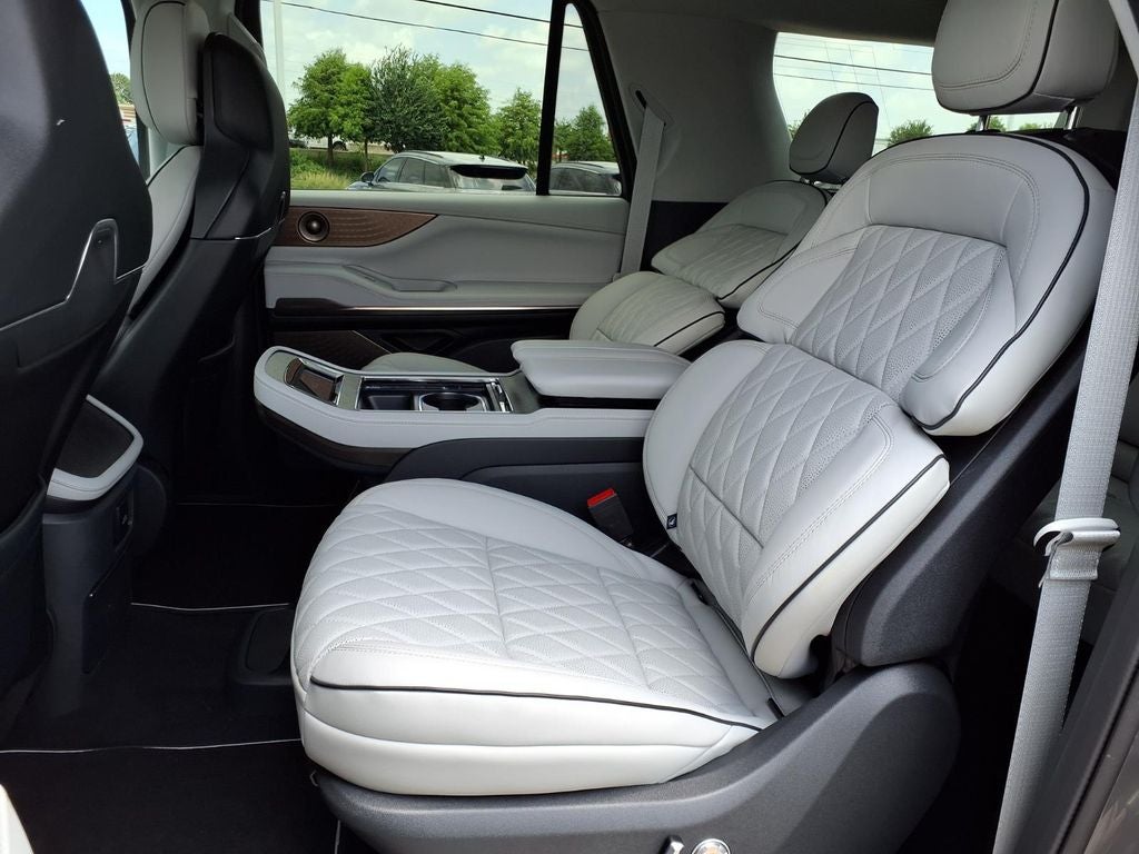 2026 Lincoln Navigator L Black Label