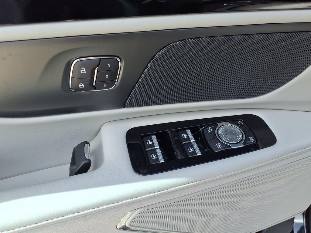 2026 Lincoln Nautilus Hybrid Premiere