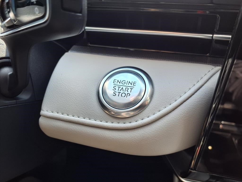 2025 Lincoln Nautilus Hybrid Premiere