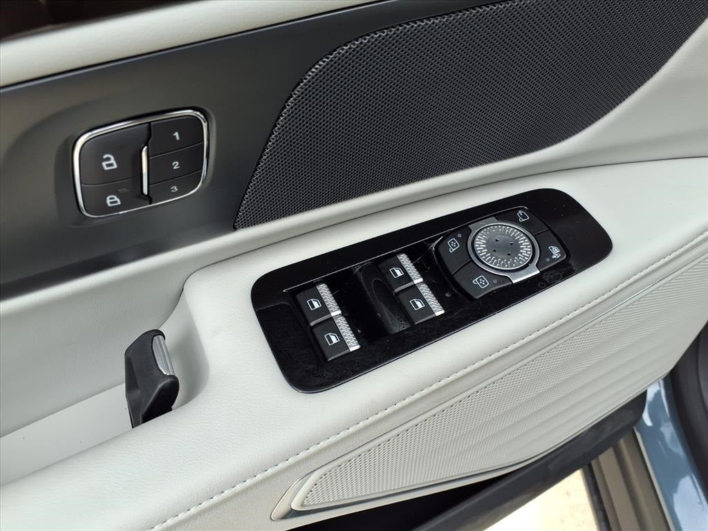 2026 Lincoln Nautilus Hybrid Premiere