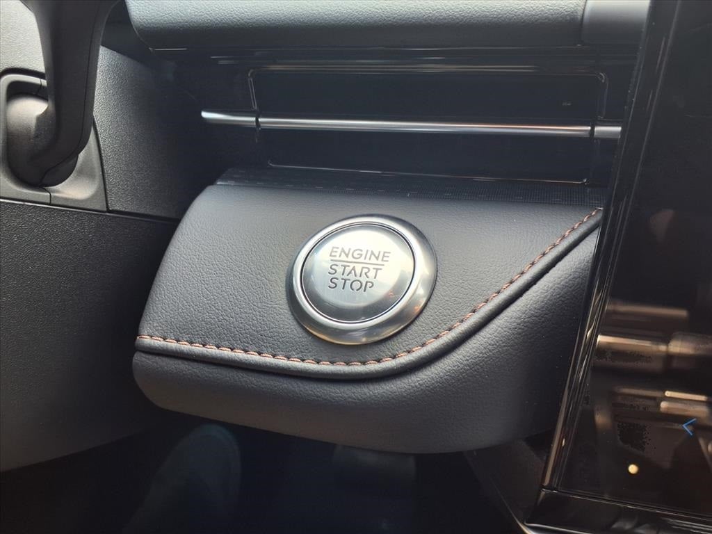 2025 Lincoln Nautilus Hybrid Premiere