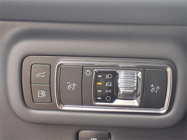 2025 Lincoln Nautilus Hybrid Premiere