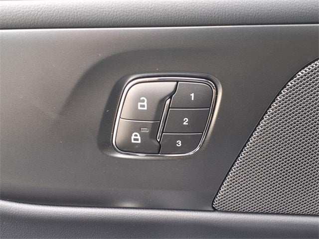 2025 Lincoln Nautilus Hybrid Premiere