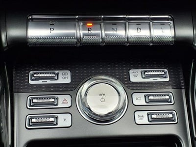 2025 Lincoln Nautilus Hybrid Premiere