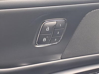 2025 Lincoln Nautilus Hybrid Premiere