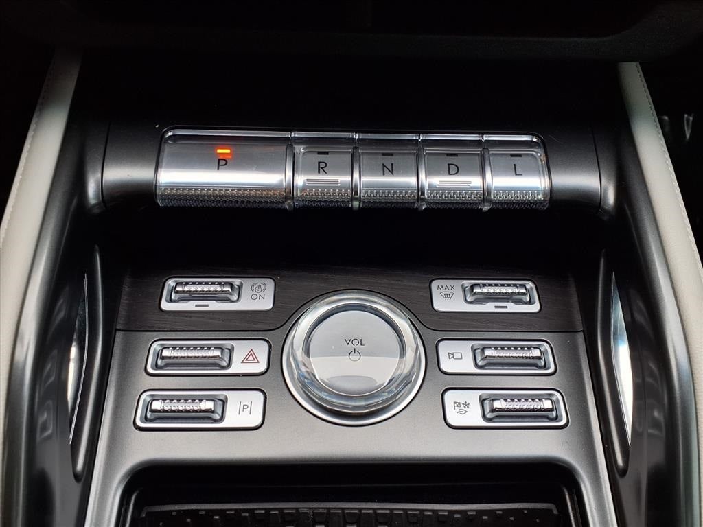 2024 Lincoln Nautilus Hybrid Reserve