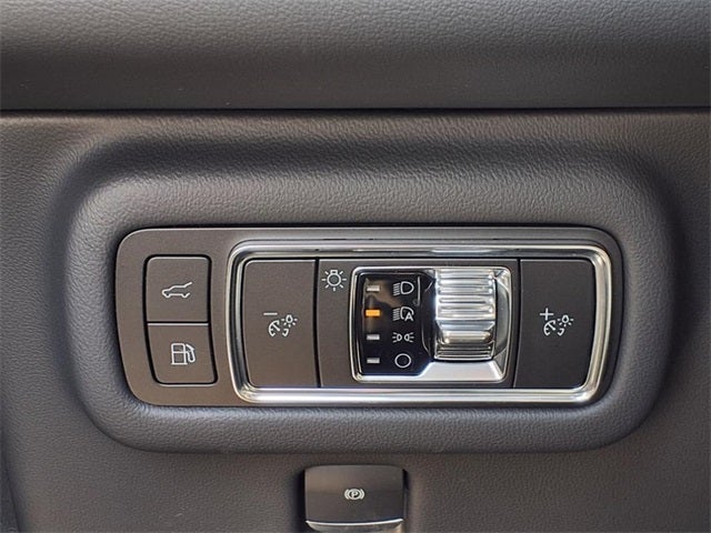 2025 Lincoln Nautilus Hybrid Reserve