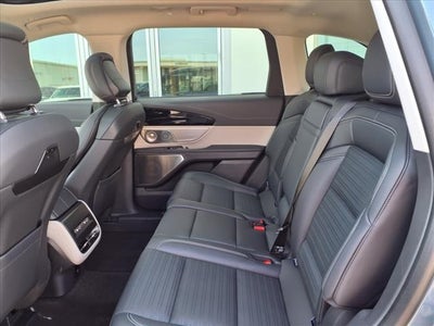 2025 Lincoln Nautilus Reserve