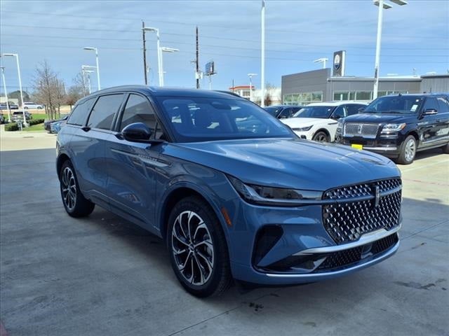 2025 Lincoln Nautilus Reserve