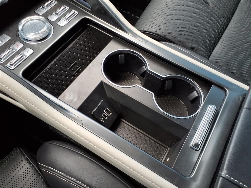 2025 Lincoln Nautilus Reserve