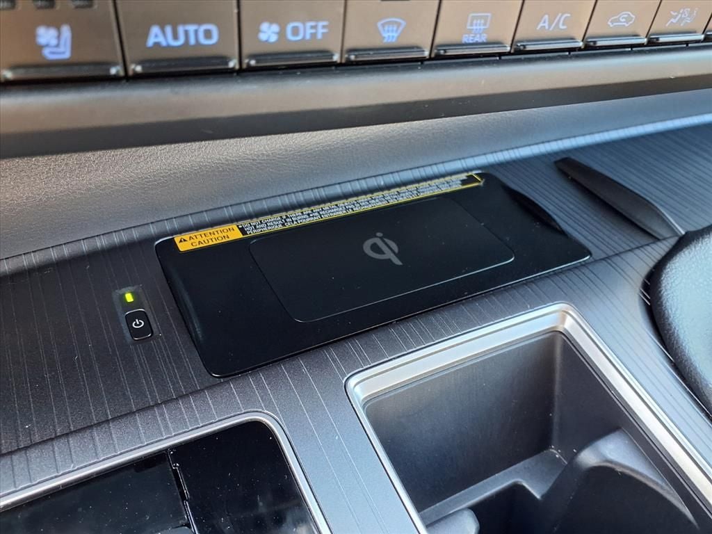 2024 Toyota Sienna XSE 7 Passenger