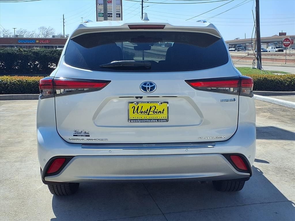 2021 Toyota Highlander Hybrid Platinum