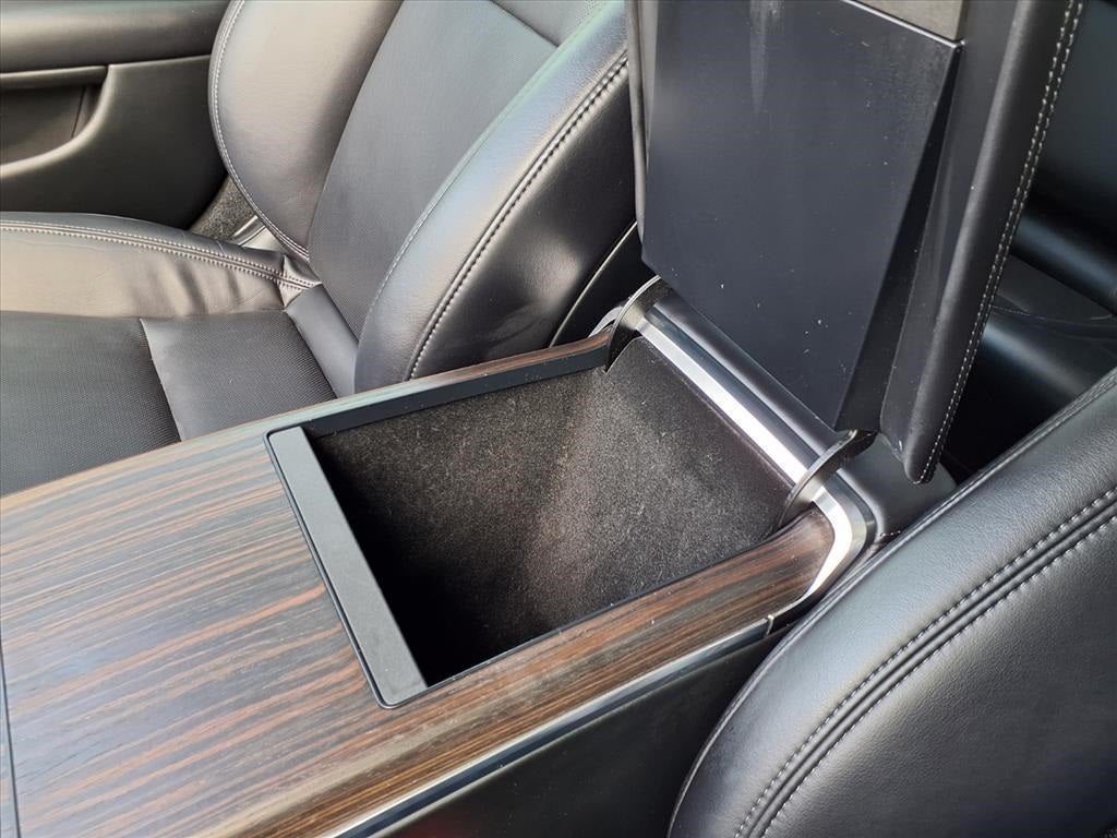 2022 Tesla Model S Base