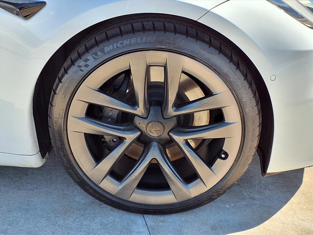 2022 Tesla Model S Base