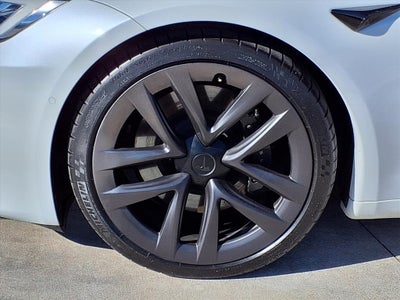 2022 Tesla Model S Base