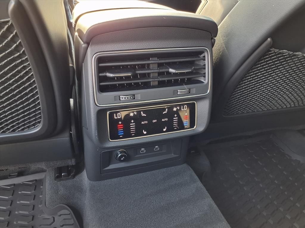 2024 Audi Q8 55 Prestige quattro