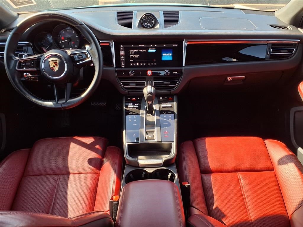 2022 Porsche Macan Base