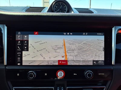 2022 Porsche Macan Base