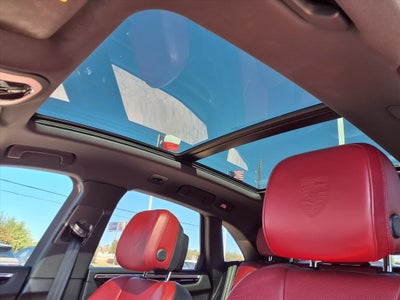 2022 Porsche Macan Base