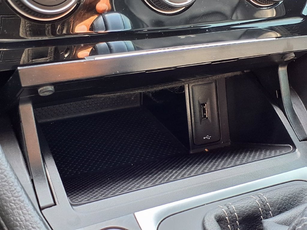 2019 Volkswagen Golf R DCC & Navigation 4Motion