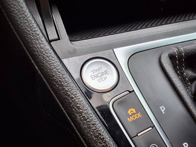 2019 Volkswagen Golf R DCC & Navigation 4Motion