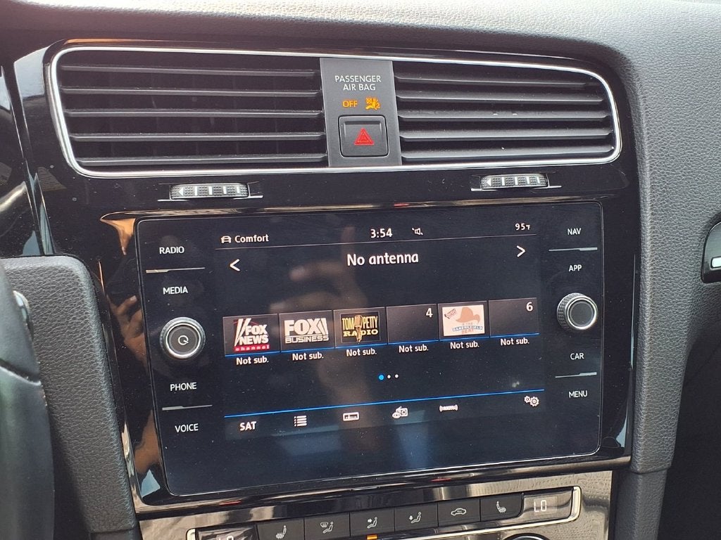 2019 Volkswagen Golf R DCC & Navigation 4Motion