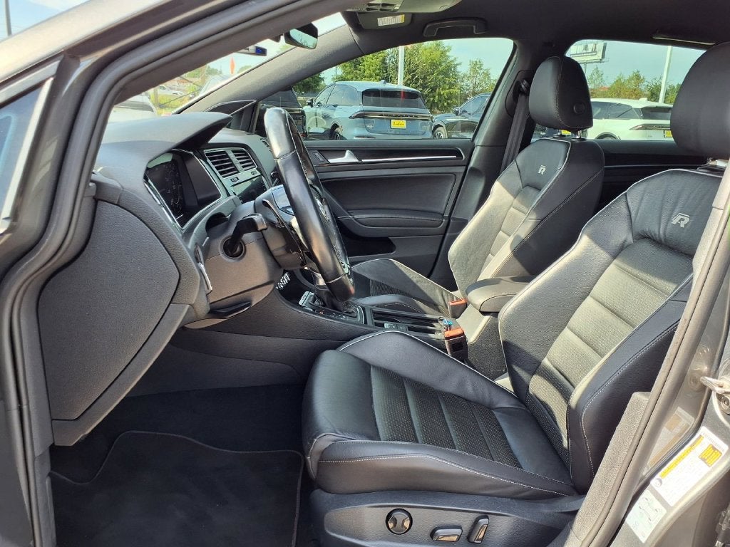 2019 Volkswagen Golf R DCC & Navigation 4Motion