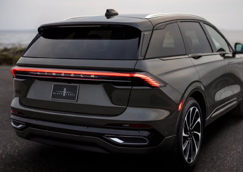The rear of a 2024 Lincoln Black Label Nautilus® SUV displays full LED rear lighting. | West Point Lincoln of Sugar Land in Houston TX