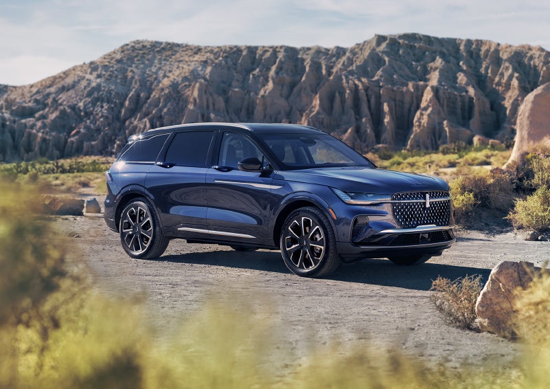 A 2024 Lincoln Nautilus® SUV is parked in a desert national park. | West Point Lincoln of Sugar Land in Houston TX