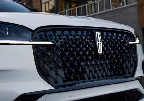 The front grille of a 2026 Lincoln Aviator® SUV is shown. | West Point Lincoln of Sugar Land in Houston TX