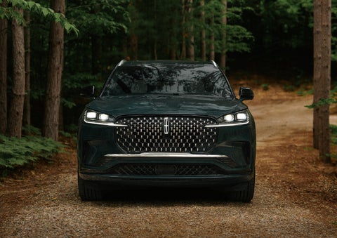 The front grille of a 2027 Lincoln Aviator® Black Label™ SUV is shown. | West Point Lincoln of Sugar Land in Houston TX